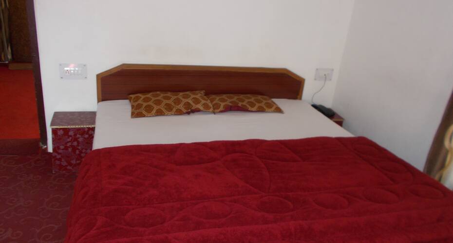 Hotel Pahalgam Inn, Pahalgam 1